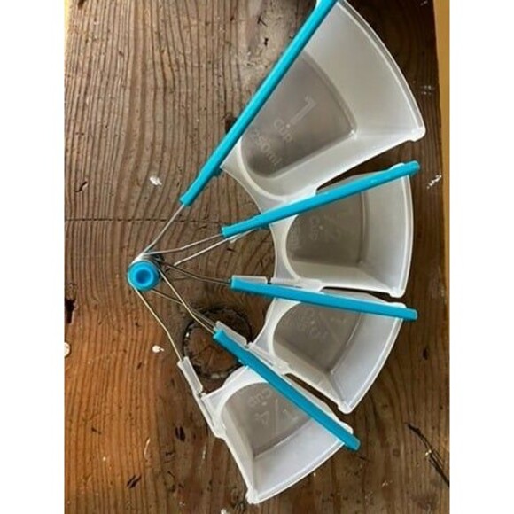 ✨ Dreamfarm Levups - Self-Leveling Measuring Cups, Set of 4 (Dreamfarm Blue) ✨ - Picture 4 of 7